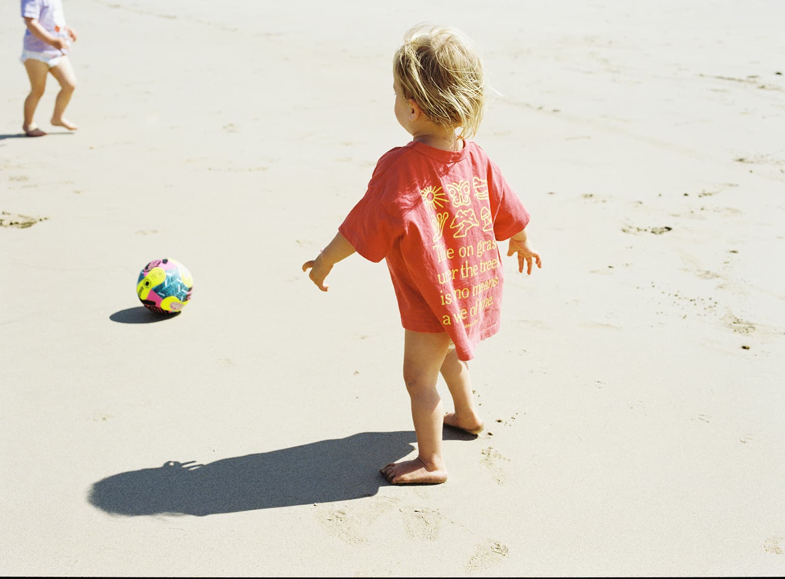 Must-Have Beach Items for Summer 2026 (Family Beach Essentials You’ll Actually Use)